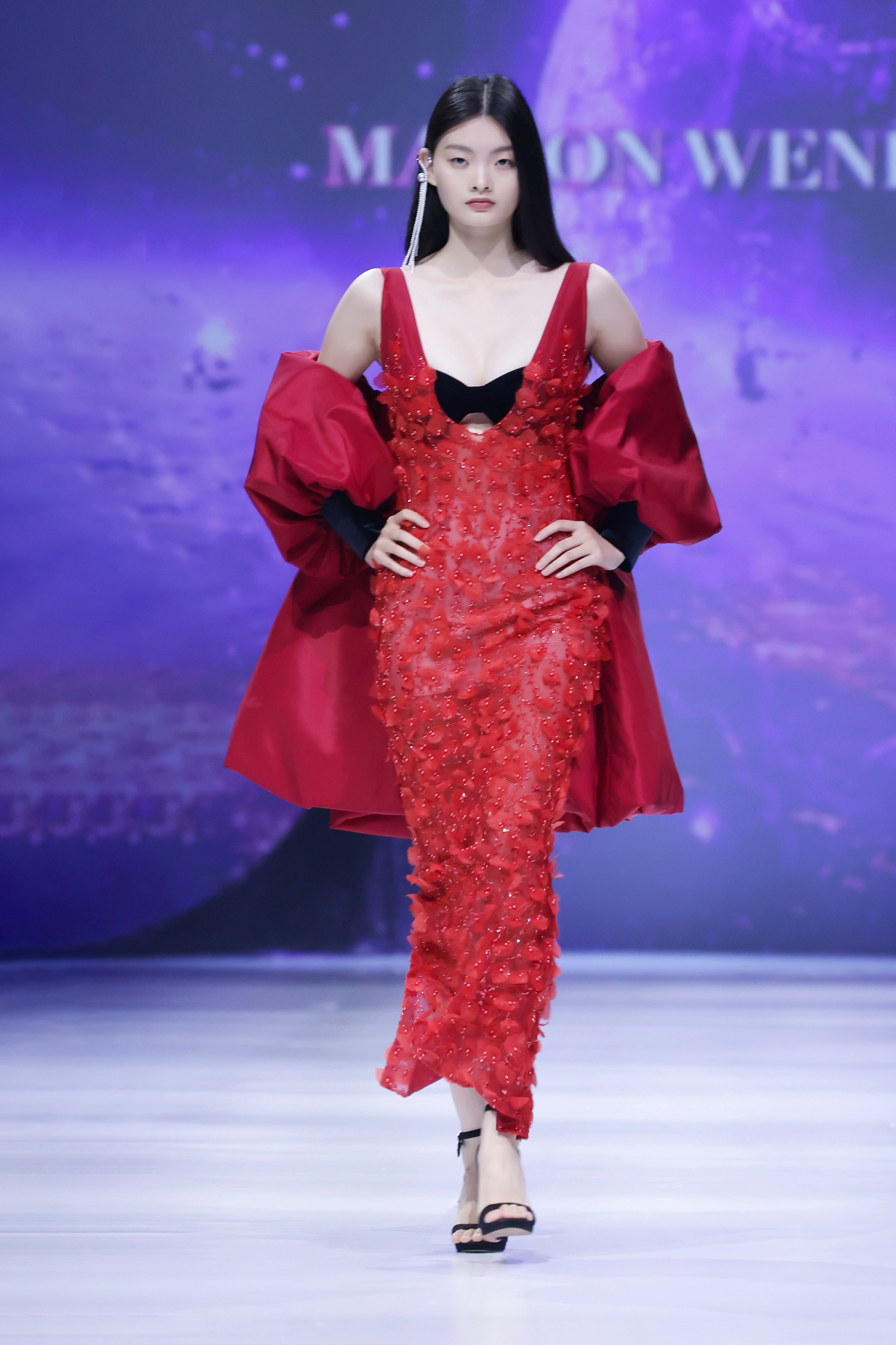 LOOK 11