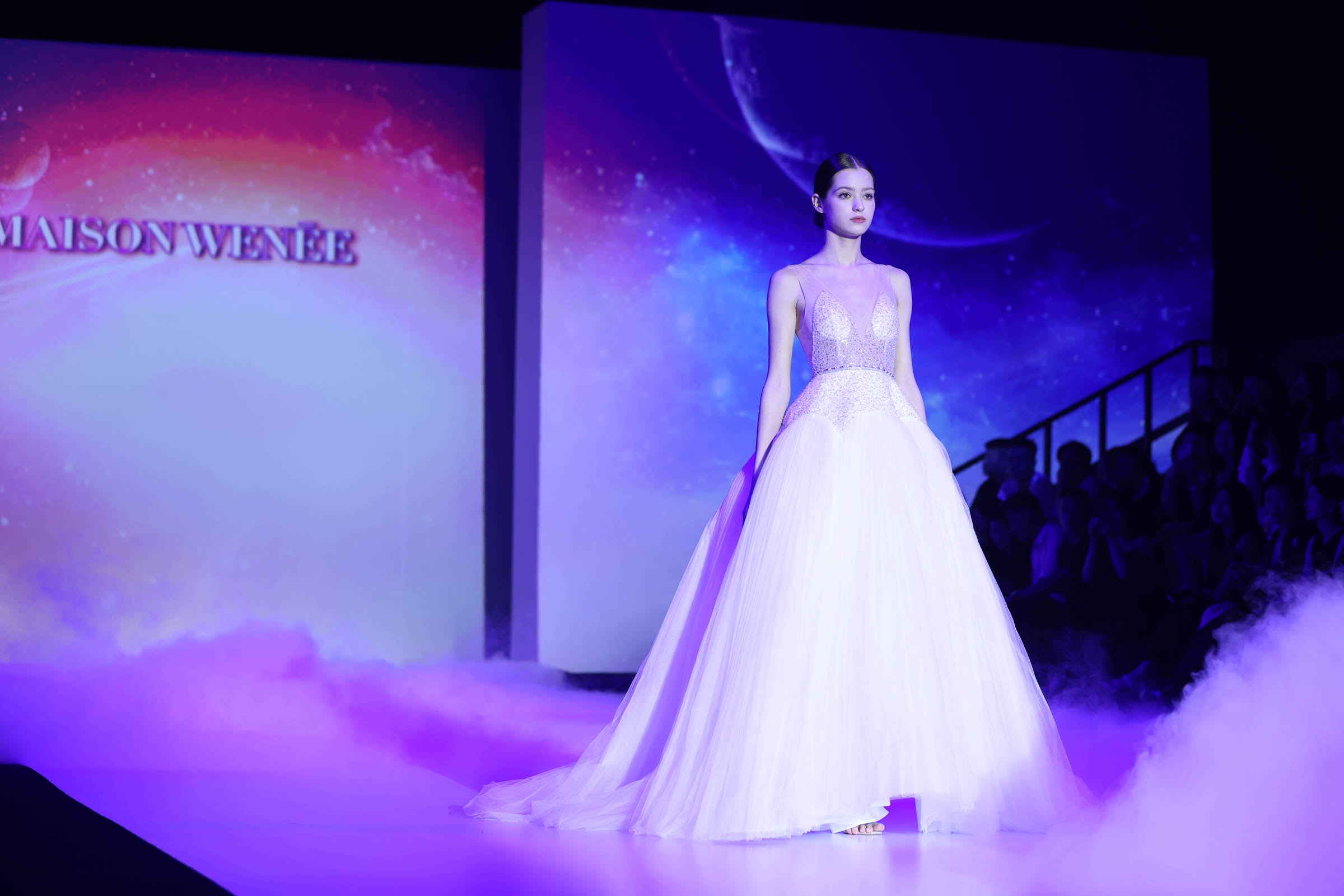 LOOK 17