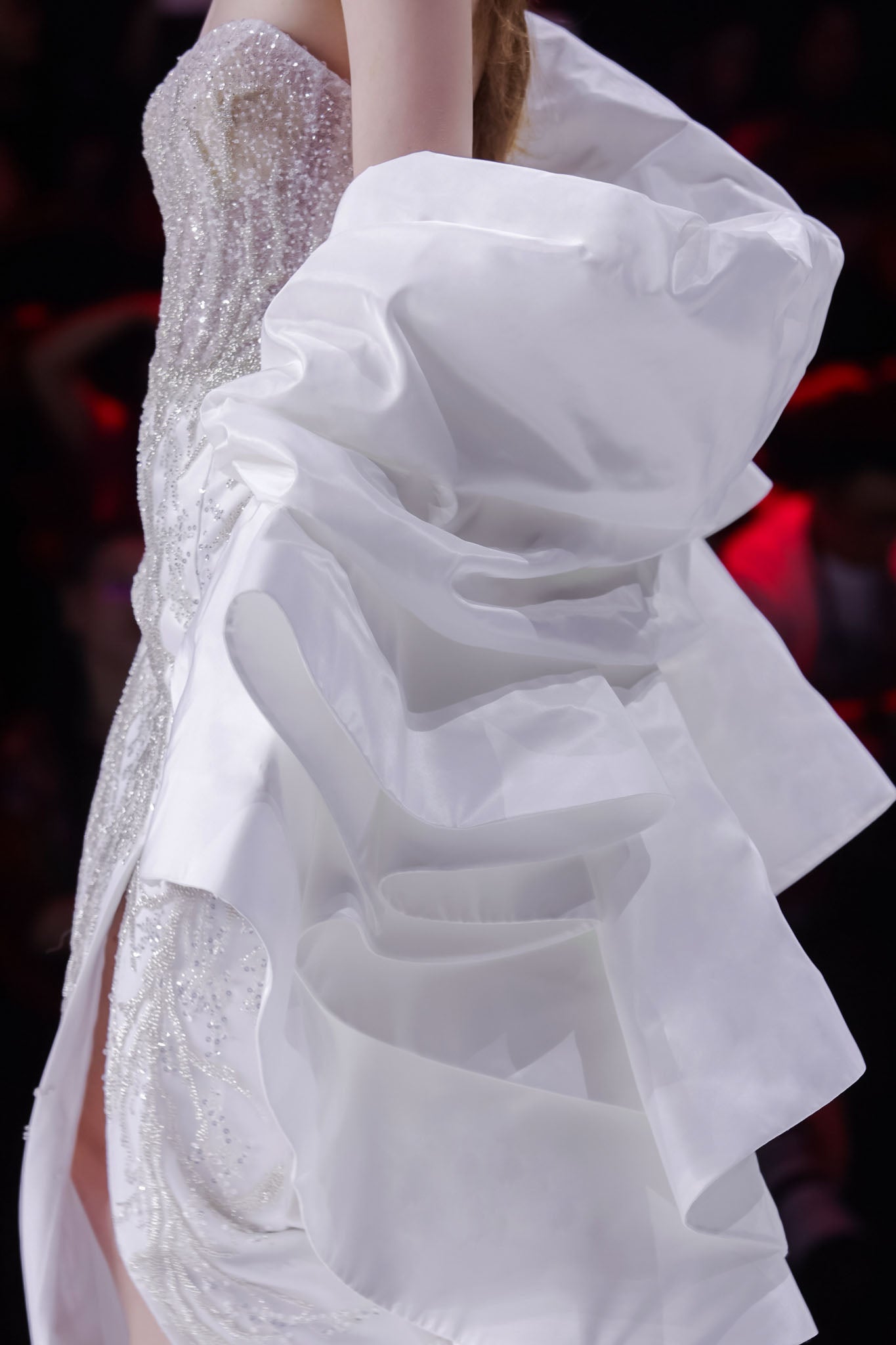 LOOK 17