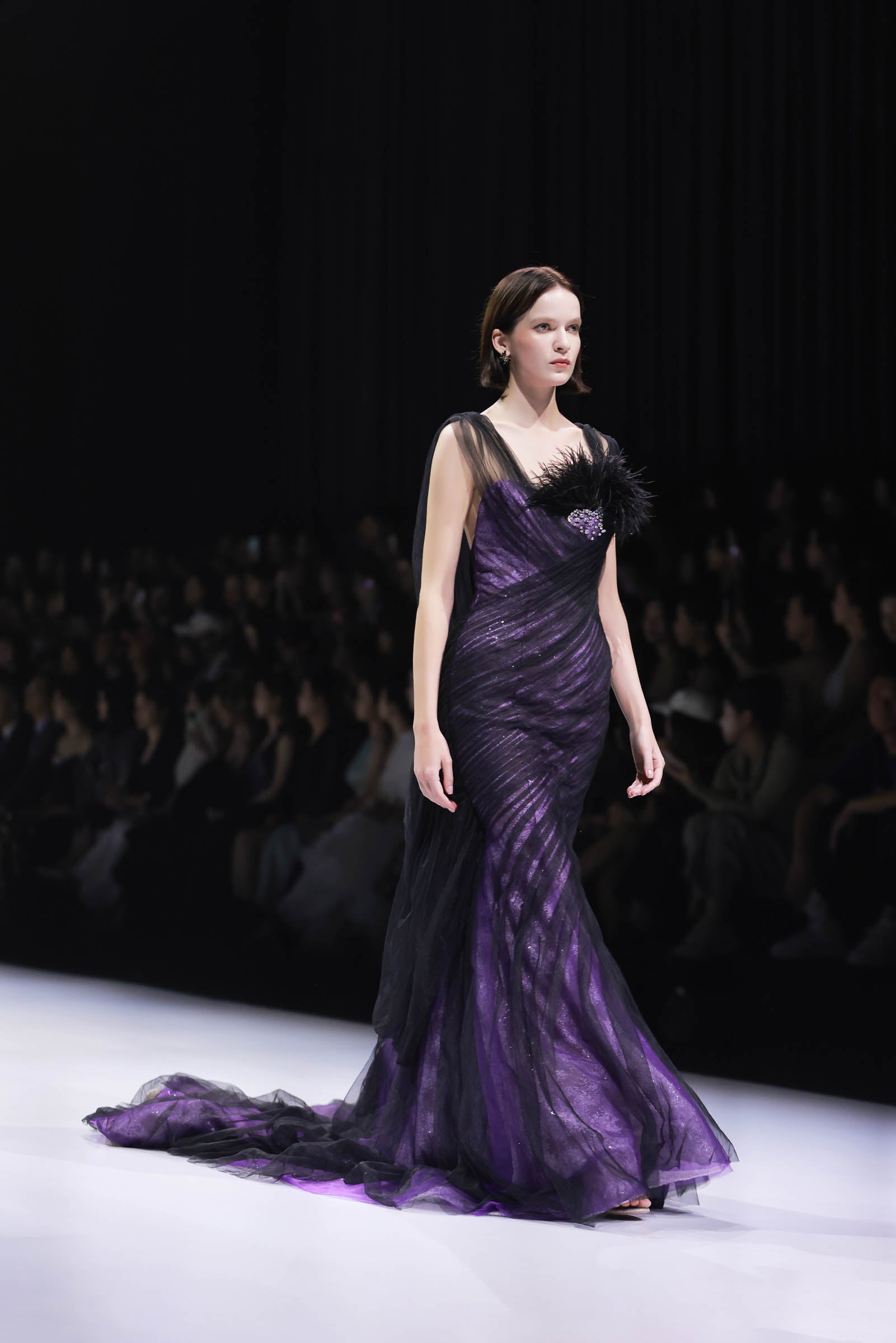 LOOK 12
