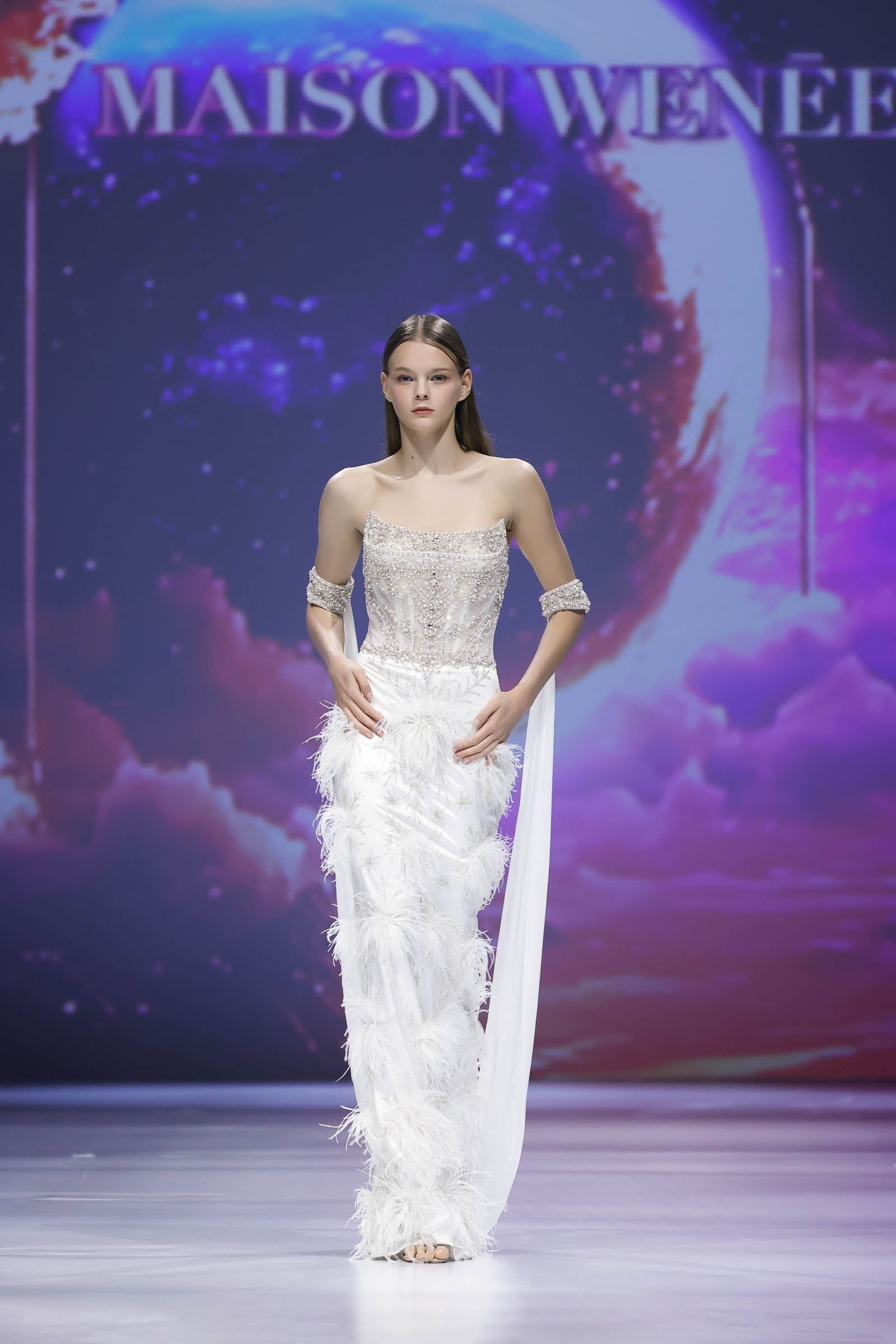 LOOK 16