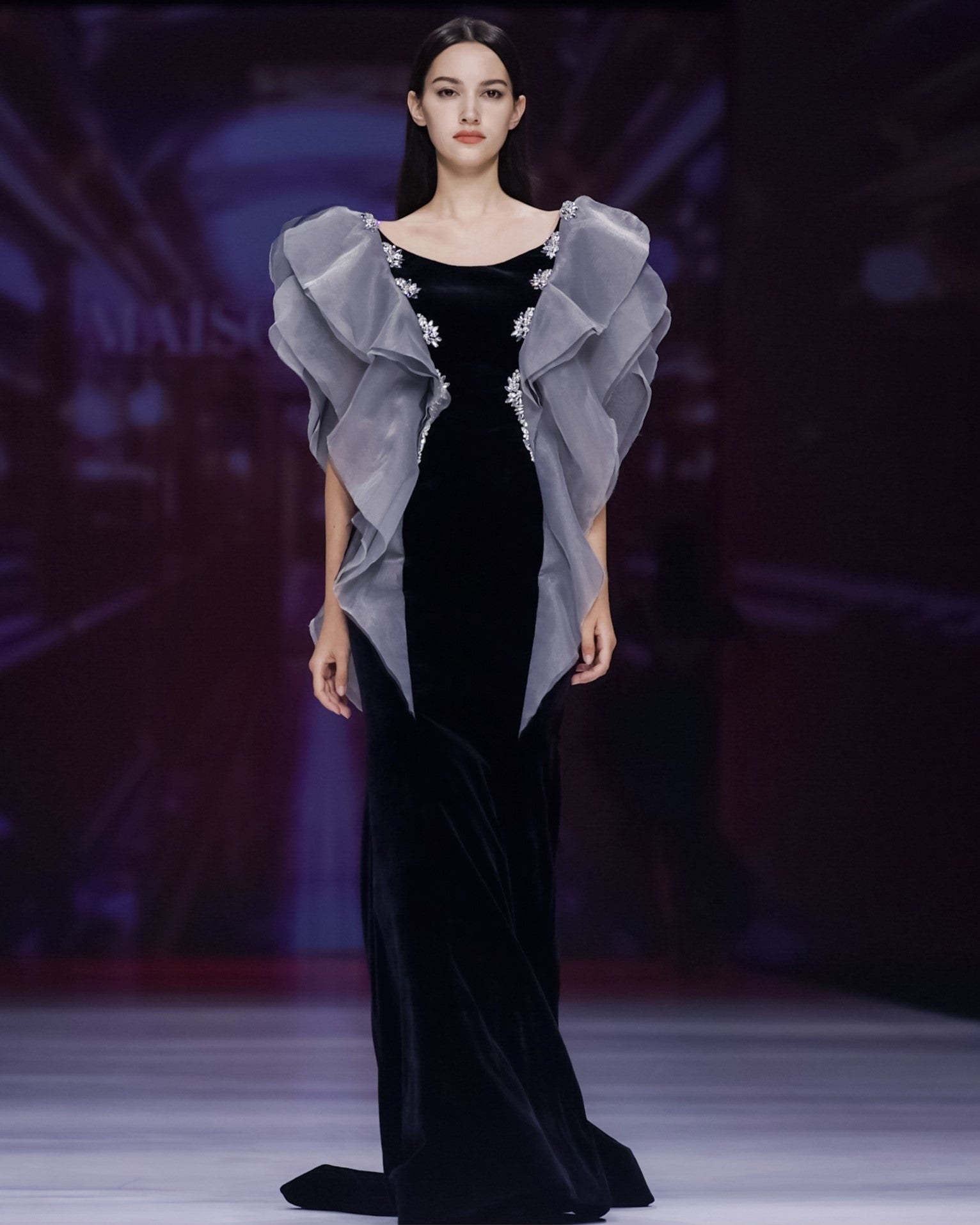 LOOK 8